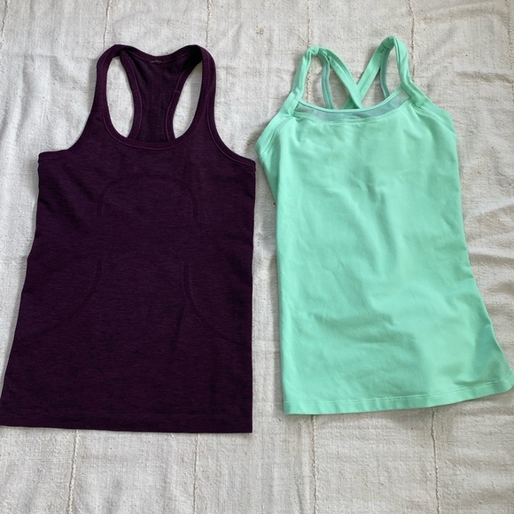 Bundle of two lululemon tank top size 4 - Picture 5 of 11